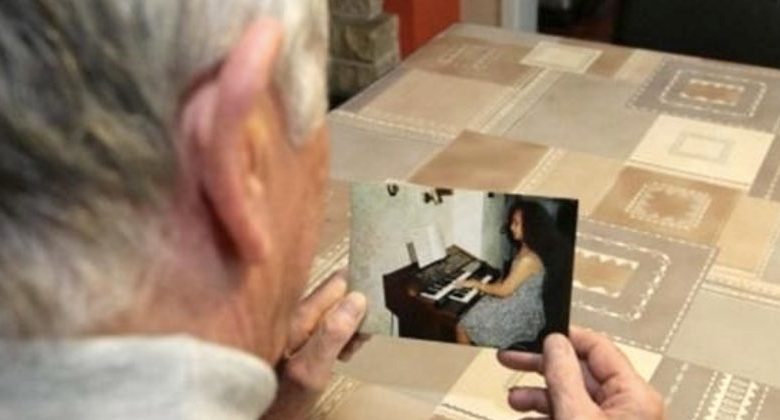 la moglie era un uomo