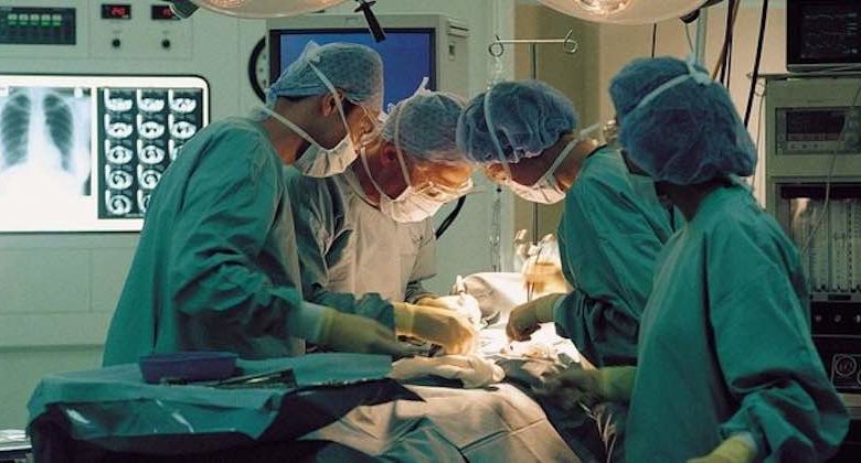 donna morta dopo colonscopia ospedale