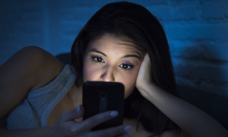 usare lo smartphone di notte