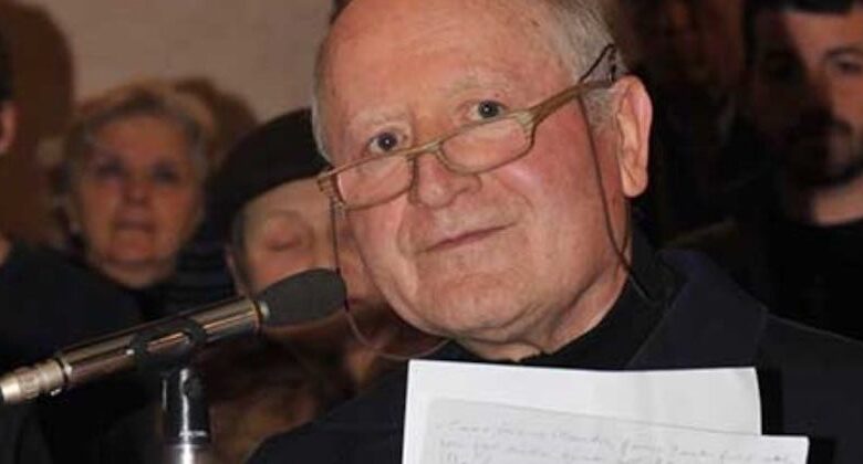 rimprovera i propri fedeli