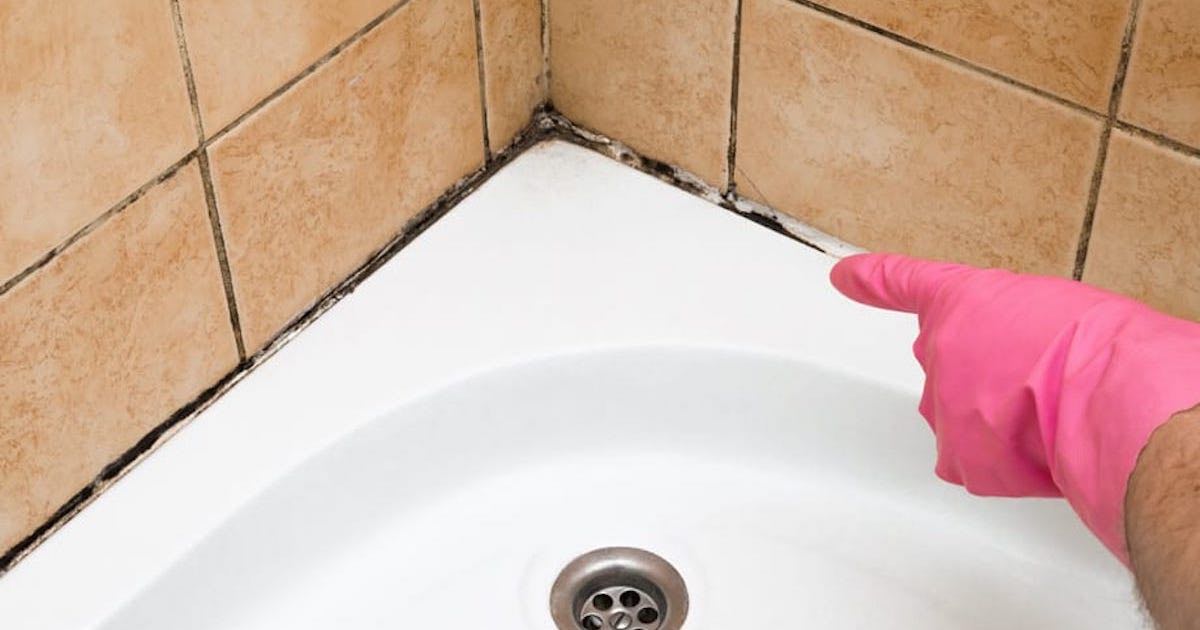 Come pulire le piastrelle del bagno 
