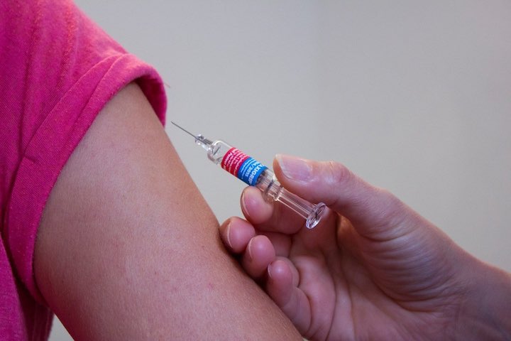 Il vaccino antinfluenzale rafforza il Covid
