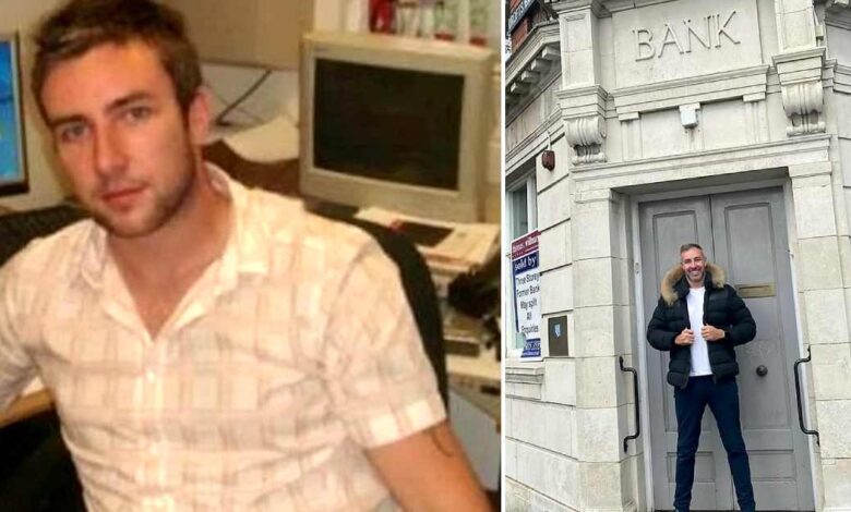 Un uomo compra la banca